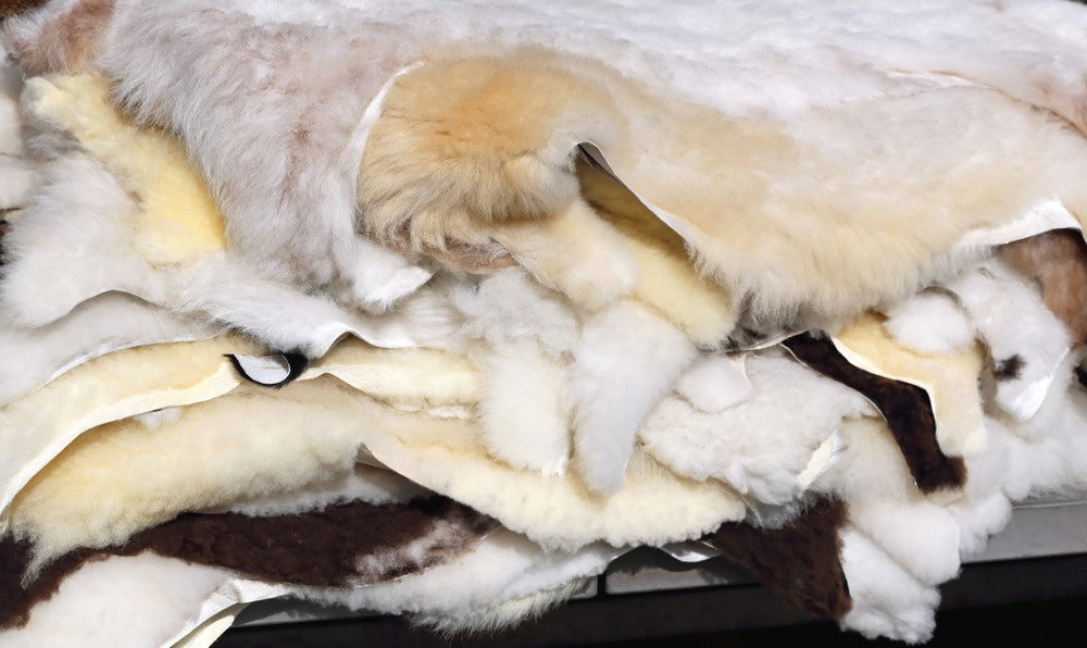 Motorcycle Shearling Sheepskin Pelts for Comfortable Riding