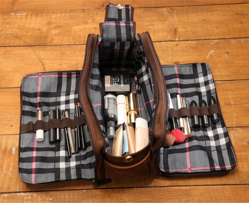 Leather Cosmetic/ Toiletry kit